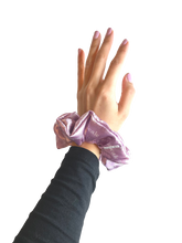 Load image into Gallery viewer, Scrunchie Lilac Dental Words
